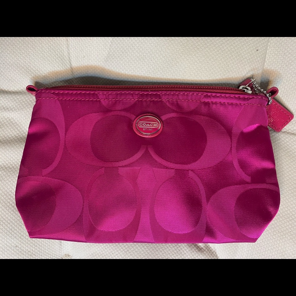 COACH HOT PINK CANVAS CLUTCH WRISTLET
